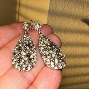 Crystal tear drop dangle earrings New